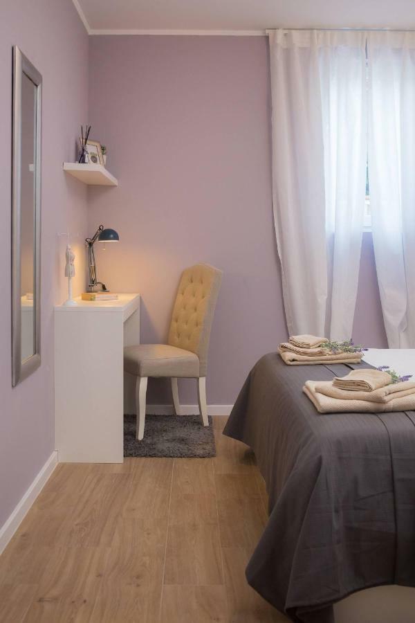 Zlatin Dvor - For 3, Terrace, Center, At 5-min, Bike Friendly Apartment Trogir