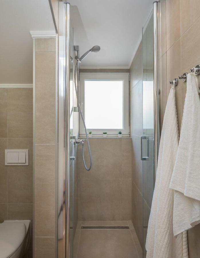 Zlatin Dvor - For 3, Terrace, Center, At 5-min, Bike Friendly * Trogir