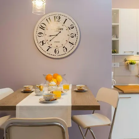 Zlatin Dvor - Apartments For 3, Terrace, Trogir Center, Beach At 5-Min, Bike Friendly Exterior foto