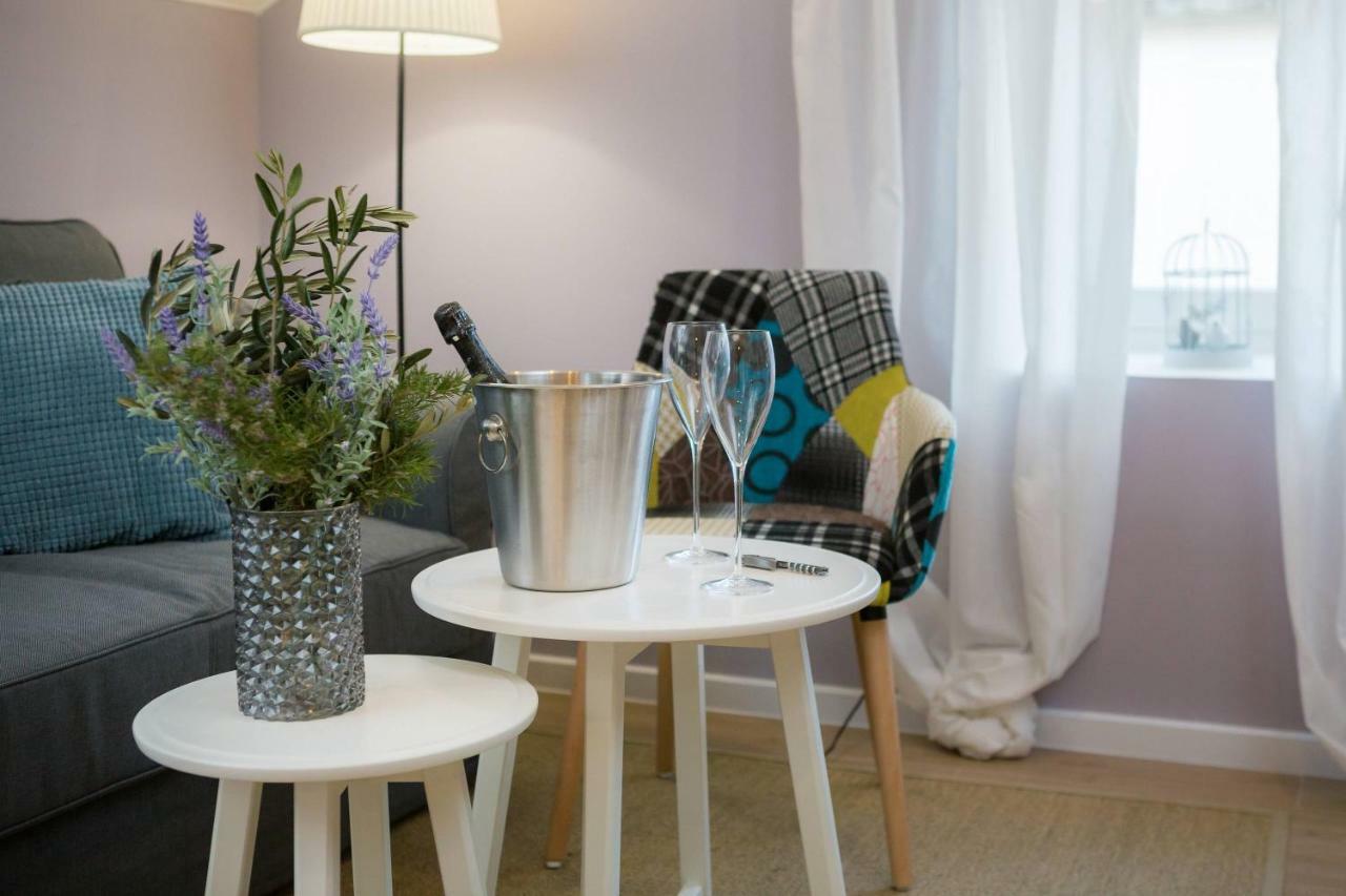 Zlatin Dvor - For 3, Terrace, Center, At 5-min, Bike Friendly Apartmán Trogir