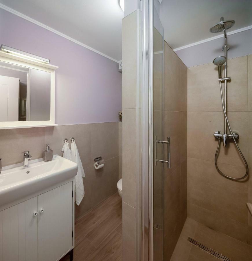 Zlatin Dvor - For 3, Terrace, Center, At 5-min, Bike Friendly * Trogir